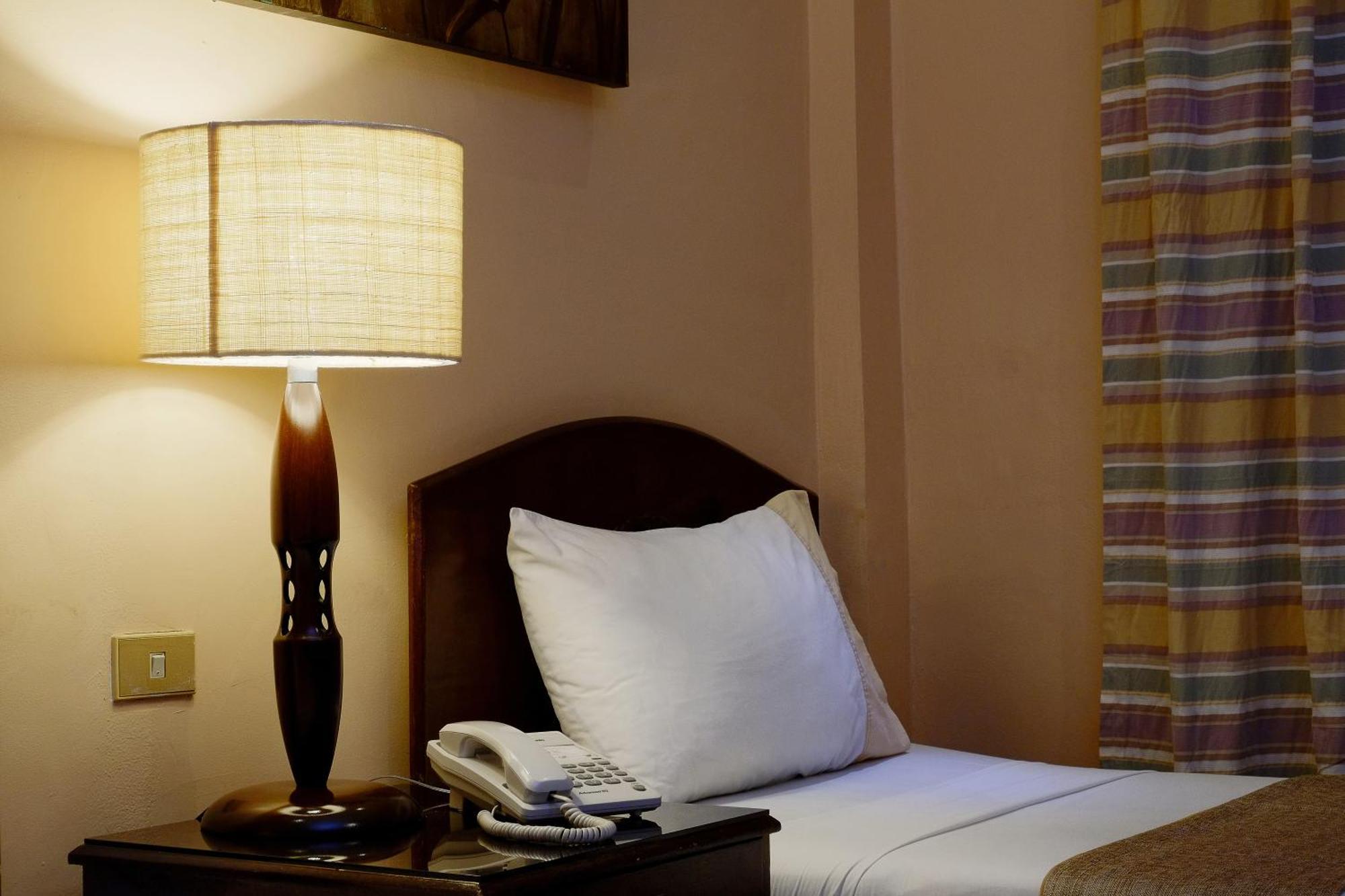 Palazzo Pensionne Cebu Rom bilde